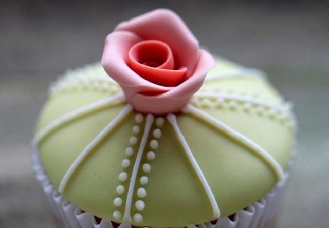 crazy-for-cupcakes-rose
