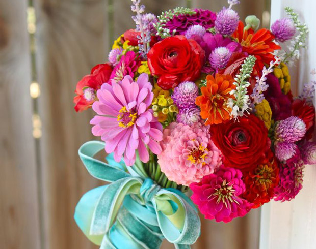 zinnia-wedding-bouquet