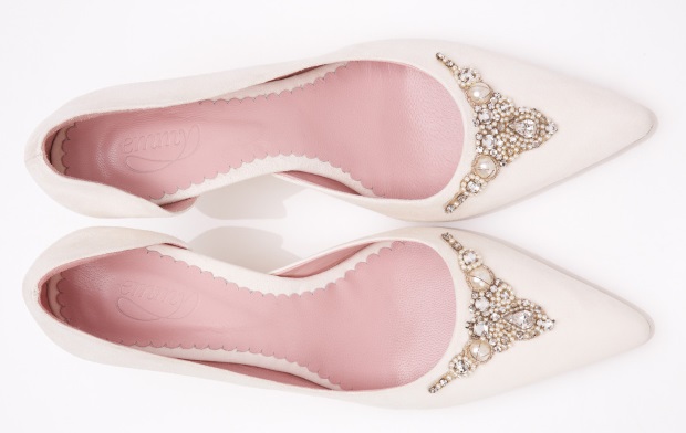 kitten-heel-wedding-shoes-vintage-emmy-amelia