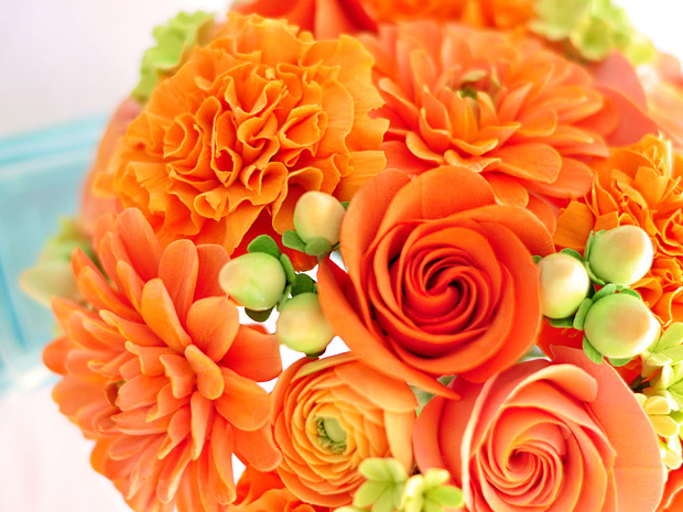 marigold-rose-bouquet
