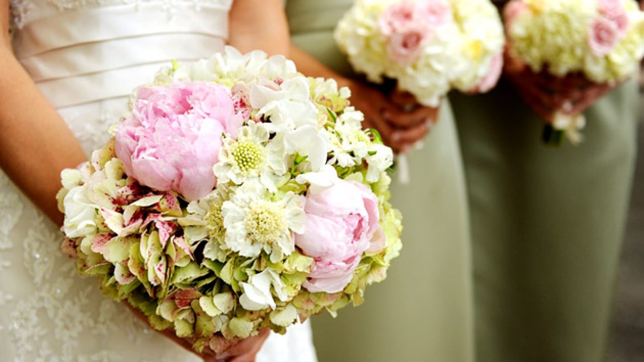 wedding flowers by season