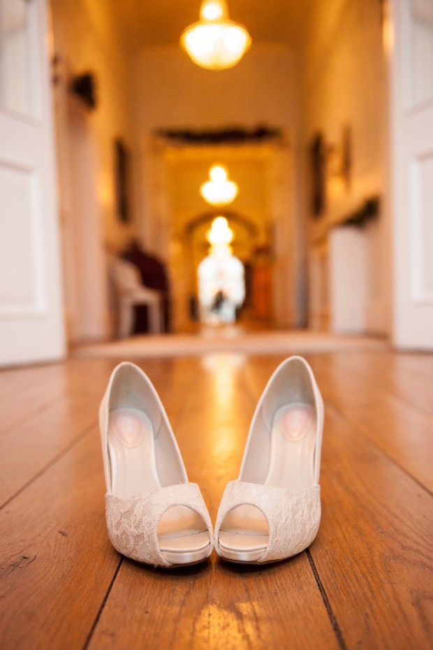 lace peep toe wedding shoes 