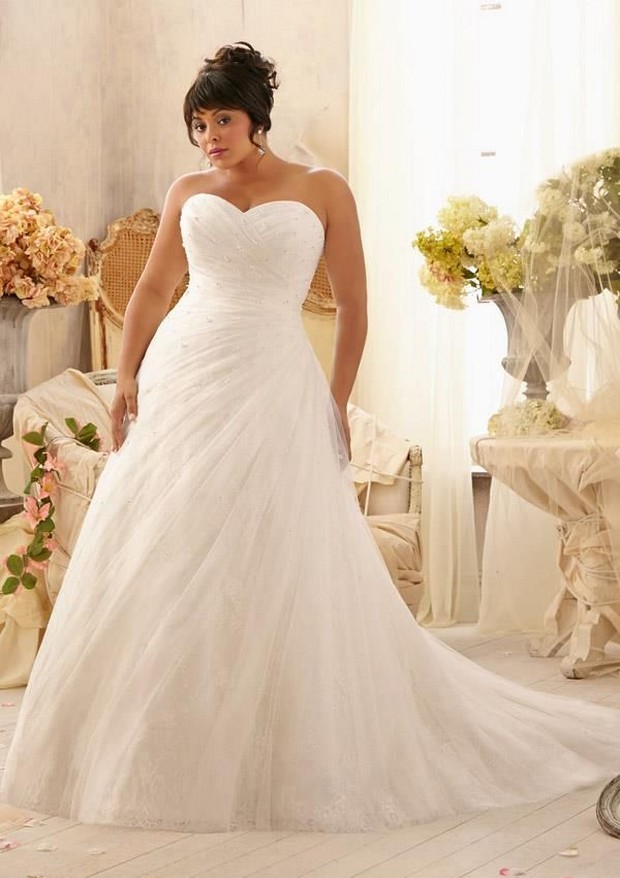 julietta-mori-lee-strapless-plus-size-wedding-dress
