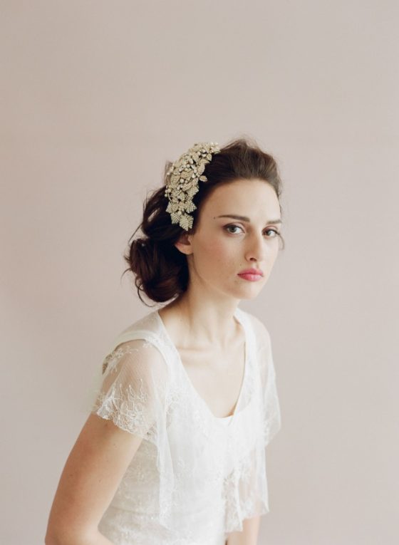 12 Fabulous Wedding Hair Accessories & Bridal Updos | weddingsonline