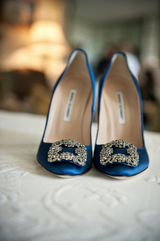 blue-manolo-blahnik-wedding-shoes
