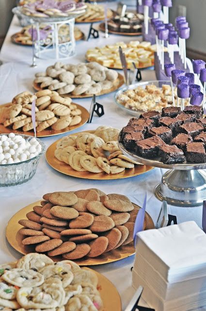 cookie_brownies_wedding_dessert_table