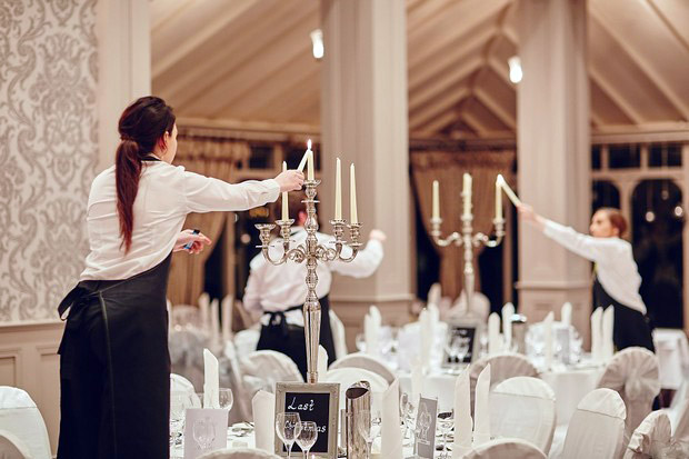 wedding-hotel-staff