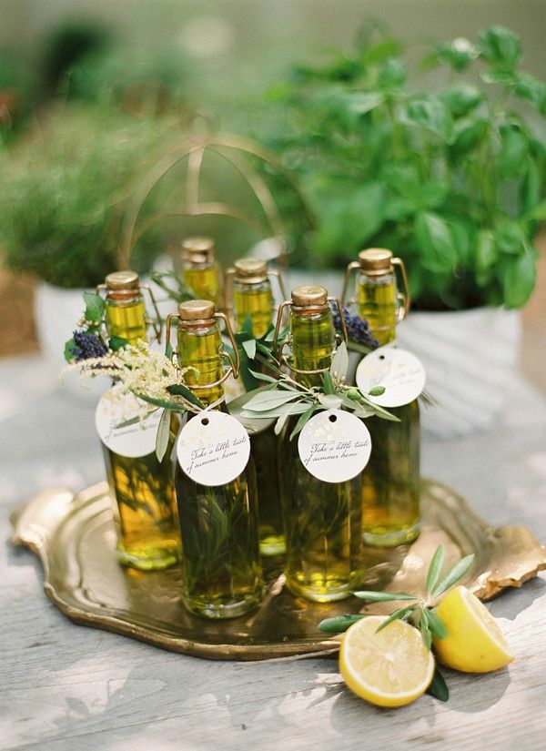 unique-wedding-favours-olive-oil-mediterranean