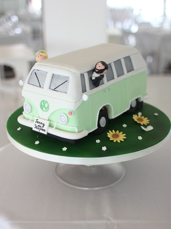 campervan-one-tier-wedding-cake