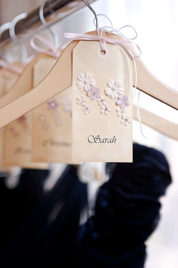 diy-bridesmaid-hanger-tags-wedding