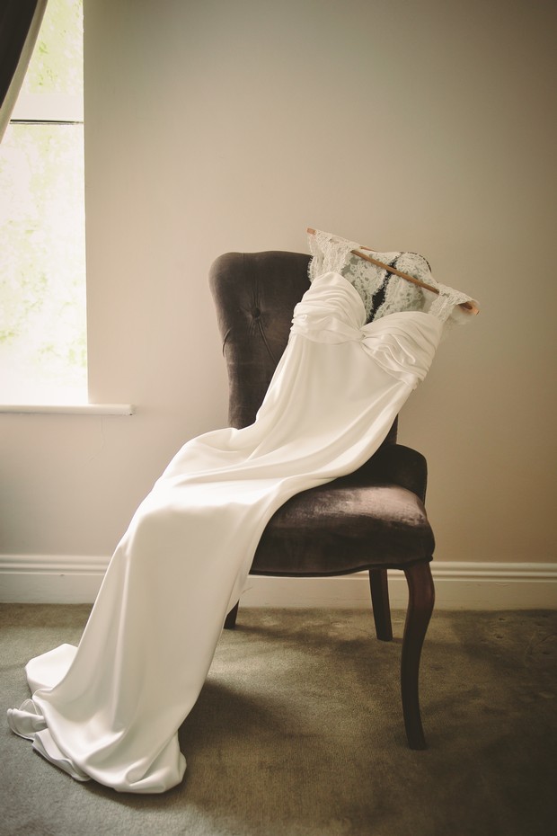 wedding-dress-photo-on-chair-hanger