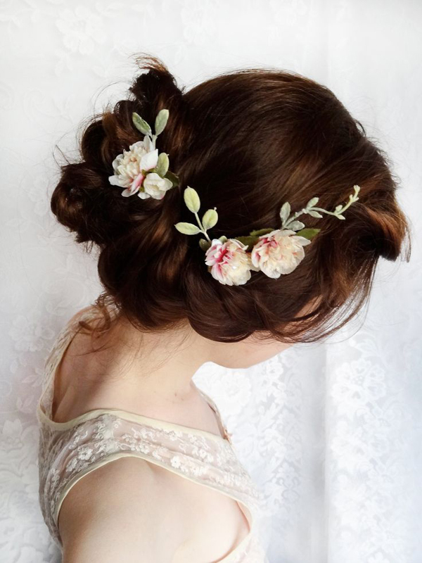 wedding-updo-floral-hair-pins