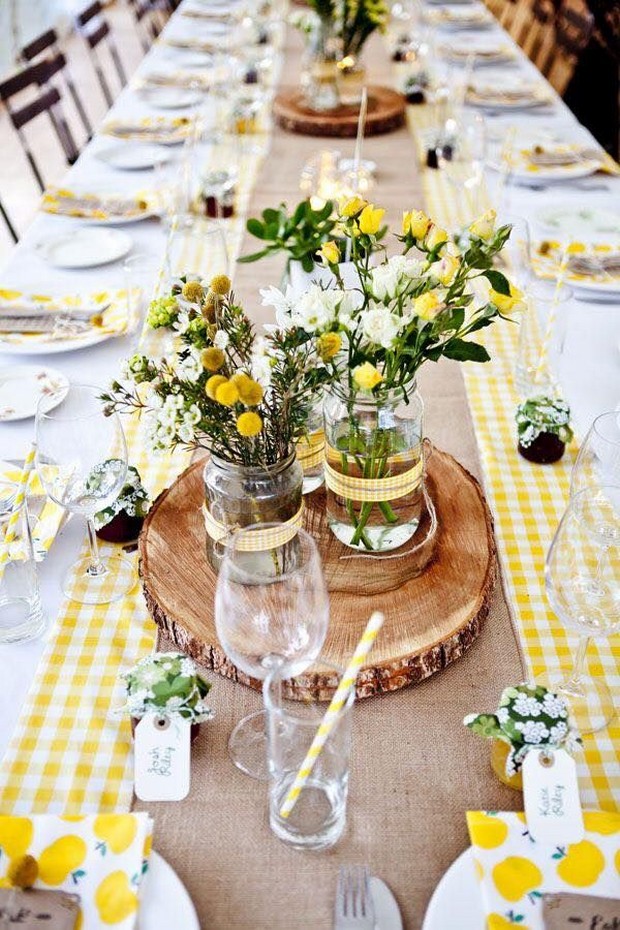 spring-wedding-ideas-centerpiece-yellow-gingham-table-decor