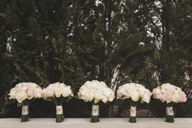 bride-bridesmaids-rose-wedding-bouquets
