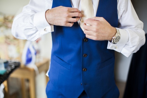 stylish-groom-royal-blue-wedding-suit (3)