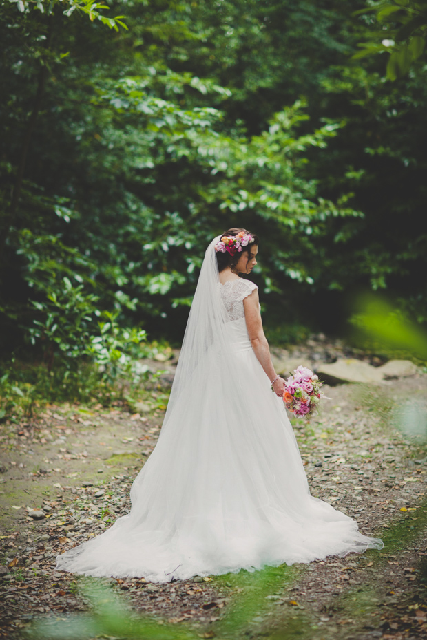 30-Forest-Wedding-Photos-Floral-Bride (3)