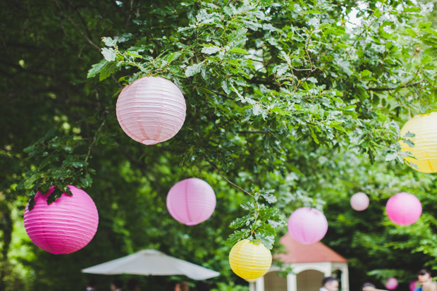 33-Garden-Wedding-Decor-Ideas-Colourful-Paper-Lanterns