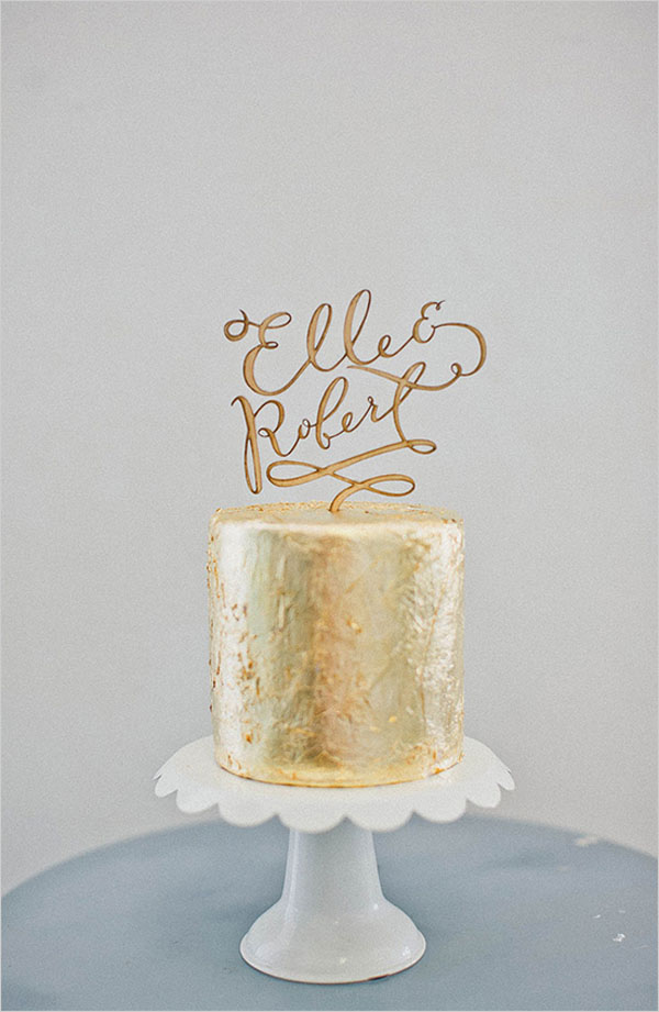 gold-one-tier-wedding-cake