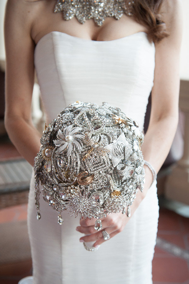 silver-and-gold-brooch-bouquet