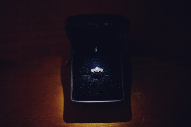 1-Classic-three-stone-diamond-engagement-ring-box