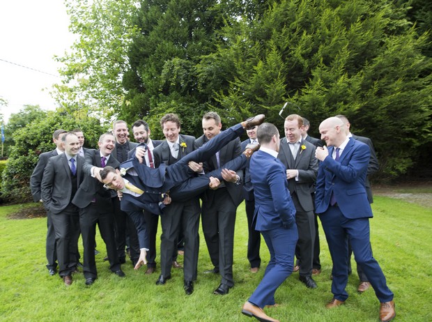 36-groomsmen-messing-wedding-photos (2)
