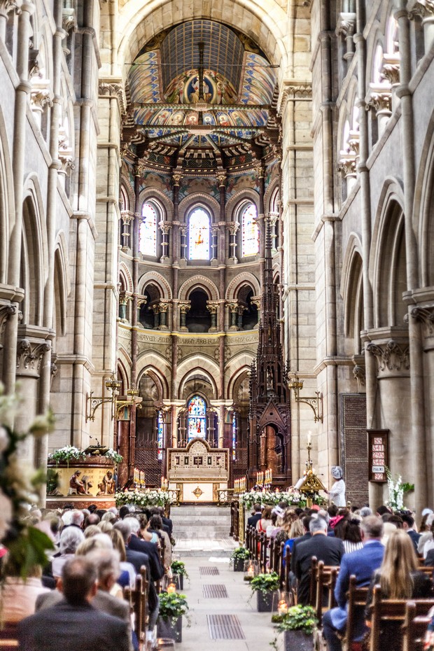 Cork_Cathedral_Wedding_St_Finn_Barres_Church_TaraDonoghue_weddingsonline