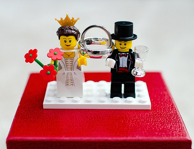 lego-wedding-ring-box