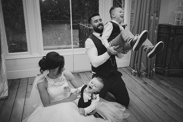 40-Fun-Wedding-Photography-Young-Family-Married