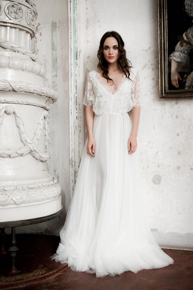 Beautiful-boho-wedding-dress-loose-top-chiffon-skirt-Daarlarna-Bridal