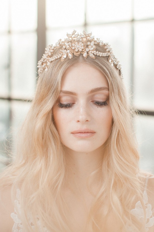 jannie-baltzer-crystal-thread-contemorary-bridal-crown