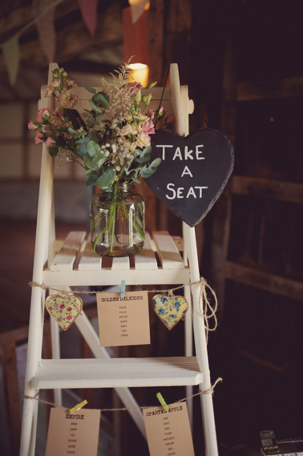 ladder-table-plan-wedding