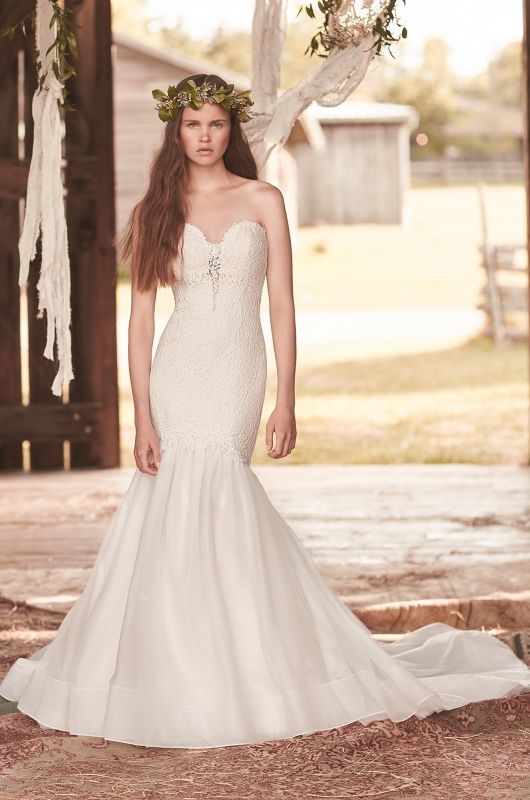 Mikaella-Wedding-Dress-Style-#2060