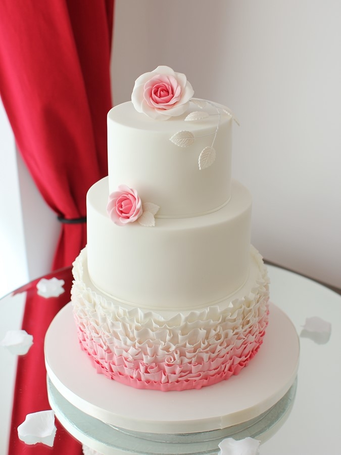 ruffle-wedding-cake-french-wedding-cakes