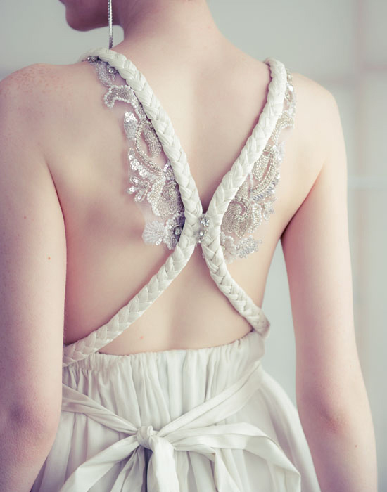 7-most-unusual-wedding-dress-back-details-anna-campbell