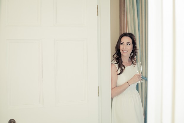 9-Beautiful-Relaxed-Bride-with-Champagne-Morning-Paul-Kelly-Photography