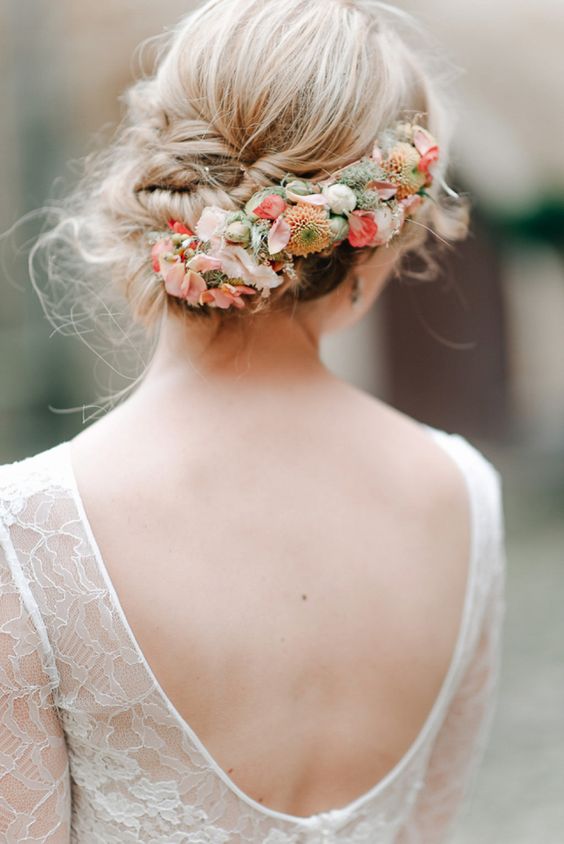 Boho-wedding-hair-fresh-flowers-peach-up-do