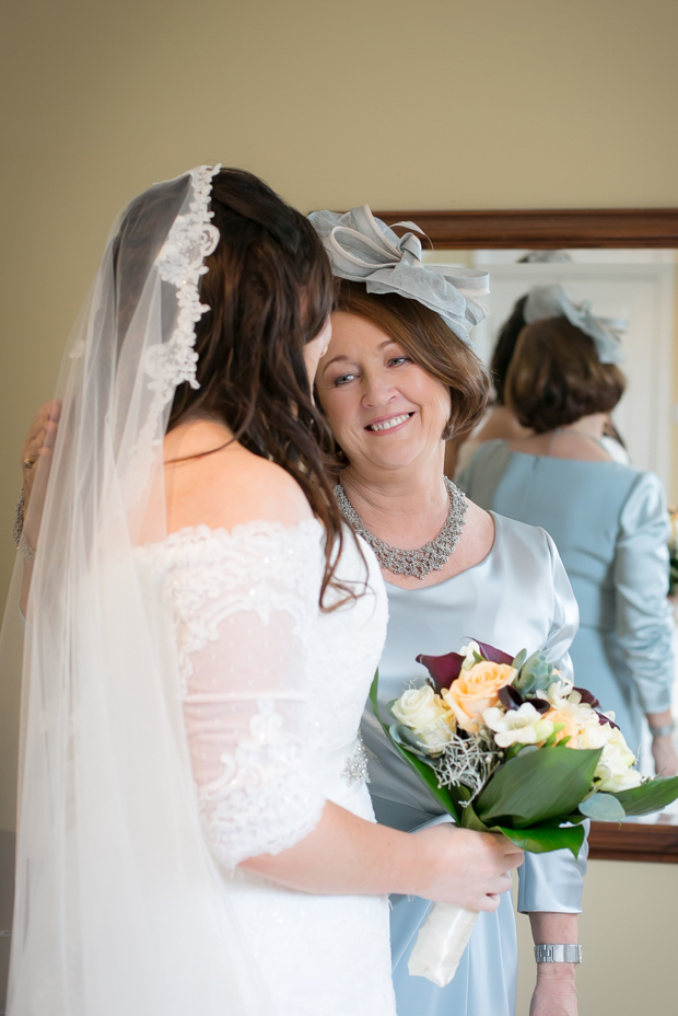 Mother-of-the-Bride-Daughter-Wedding-Photo