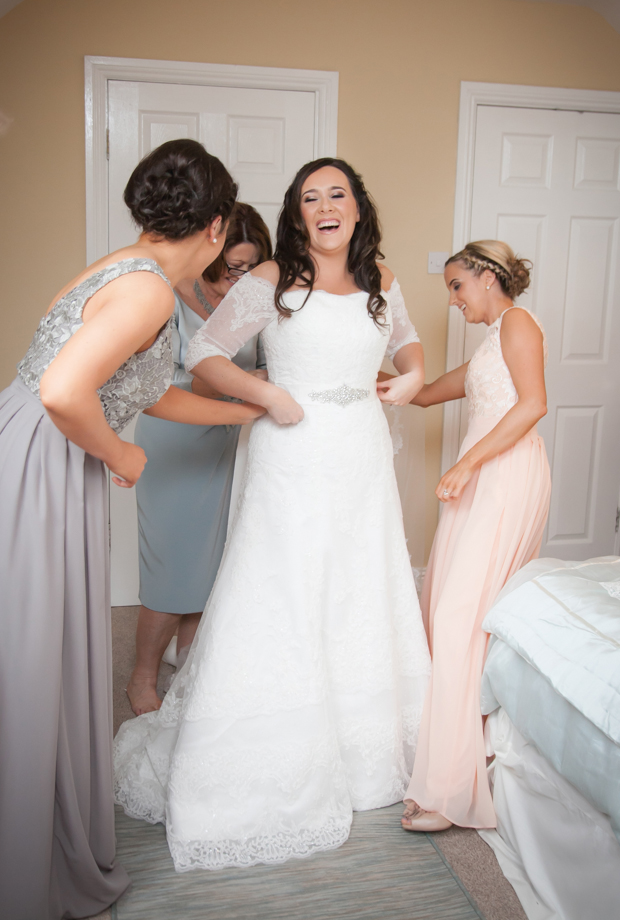 Real-Bride-Off-the-Shoulder-Lace-Avenue-Diagonal-Wedding-Dress