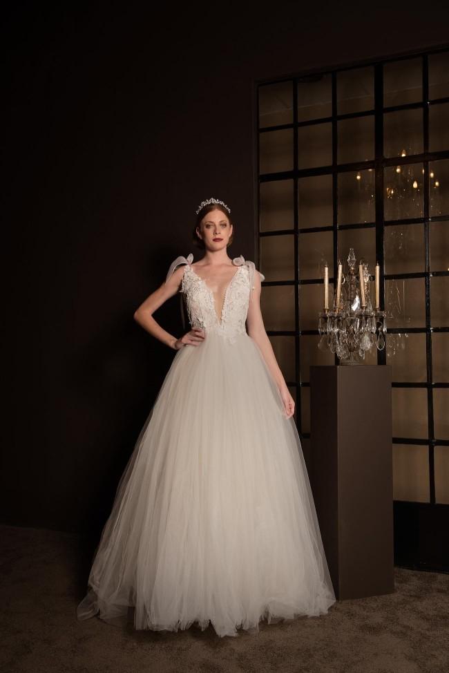 anna-georgina-wedding-dresses-2016-weddingsonline-Athena