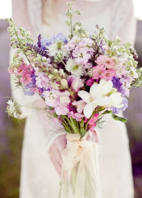 lilac-purple-tone-summer-wedding-bouquet-gerbera-dahlia
