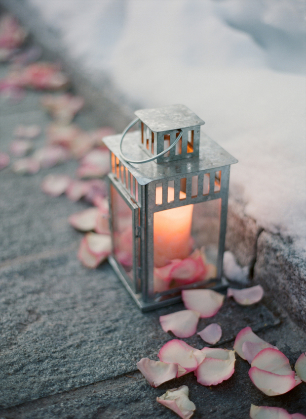 petals-and-lanterns-wedding-asile-decor