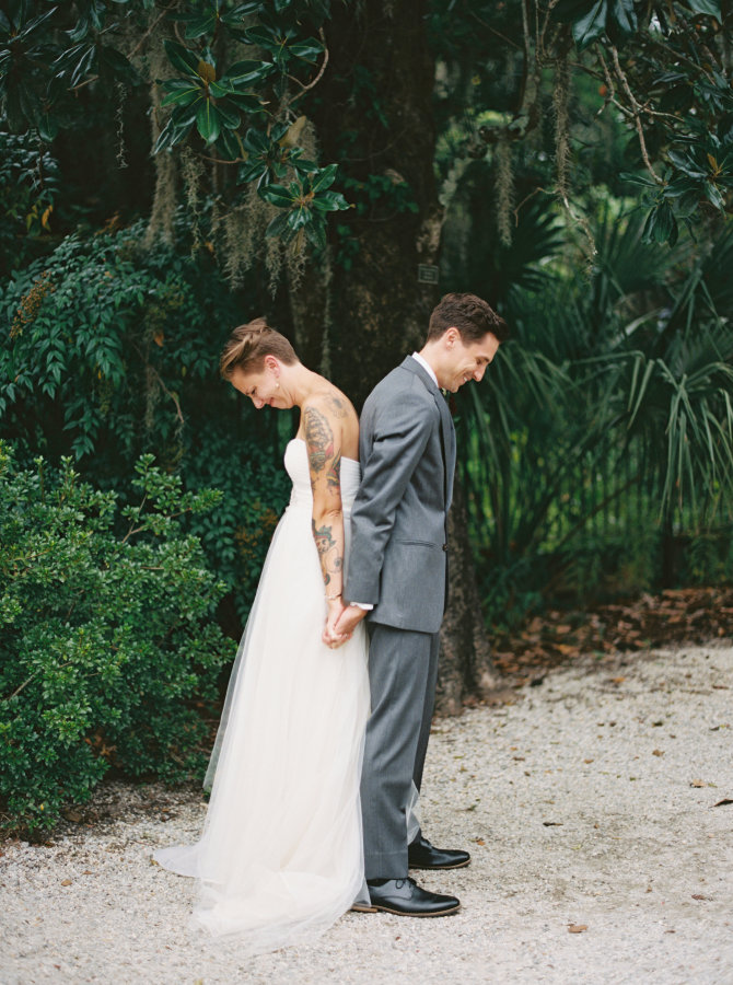 back-to-back-first-look-photo-wedding-kyle-john