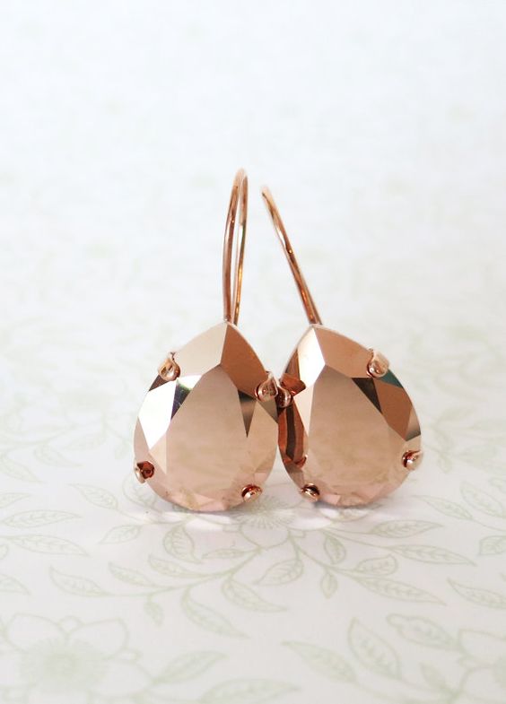 copper-rose-gold-earrings-wedding-fashion-weddingsonline
