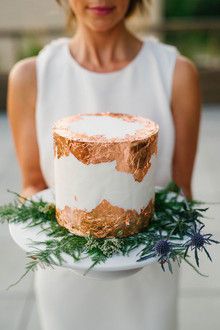 copper-wedding-palette-cake-weddingsonline