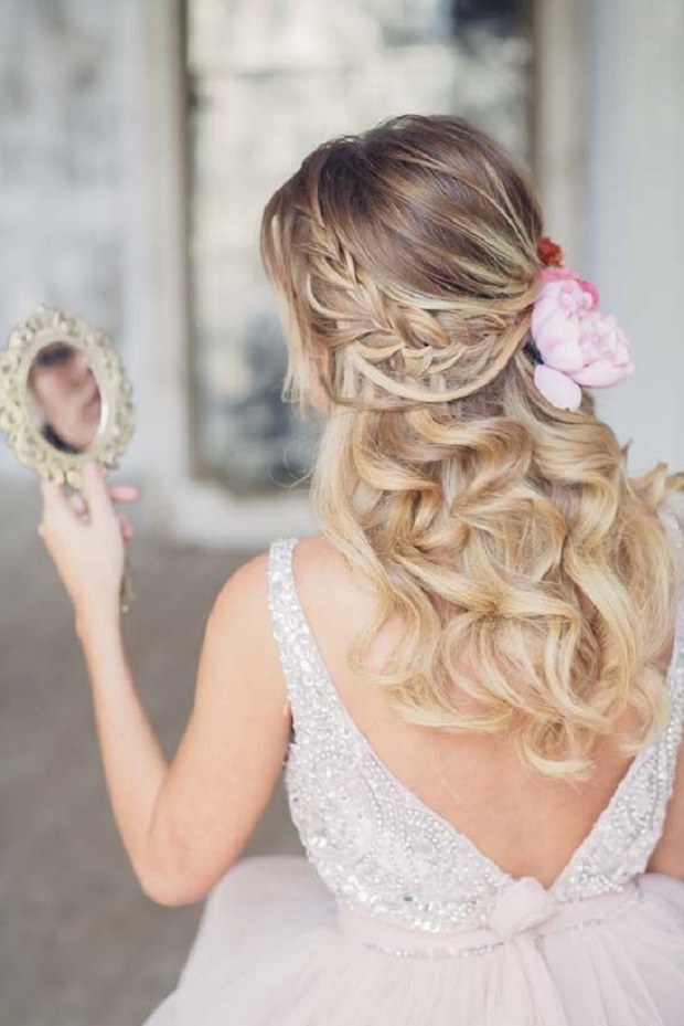 half-up-half-down-wedding-hairstyle-with-fresh-flowers