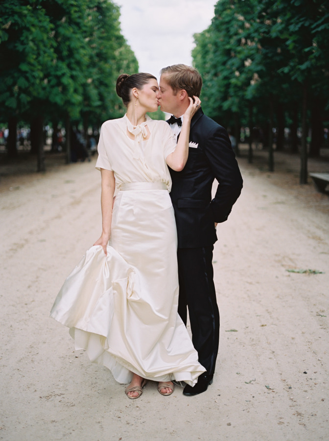 alternative-wedding-dress-shirt-separates-stylish-bride