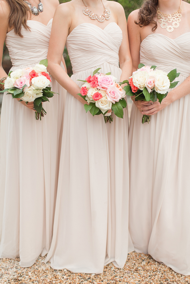 21 Brides & Bridesmaids with Stunning Statement Necklaces | weddingsonline