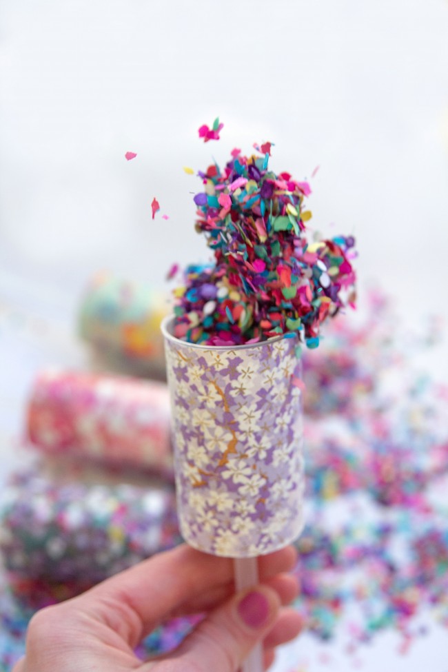 confetti-pops-colourful-wedding
