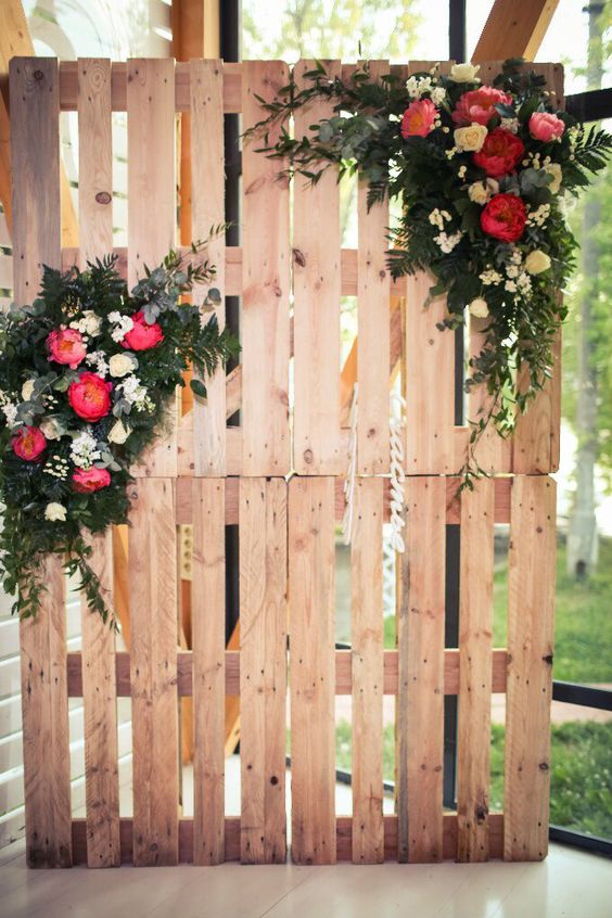 20 Fabulous Photo Booth Backdrops To Make Your Pics Pop Weddings - Photo Booth Backdrop Diy Ideas
