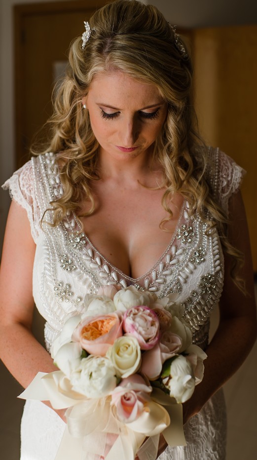 8-Real-Bride-Anna-Campbell-Coco-Wedding-Dress-Details-weddingsonline (1)